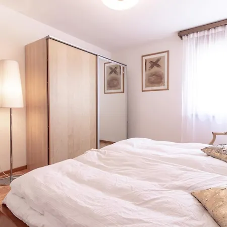 Spacious And Stylish 3 Bedroom In Sion
