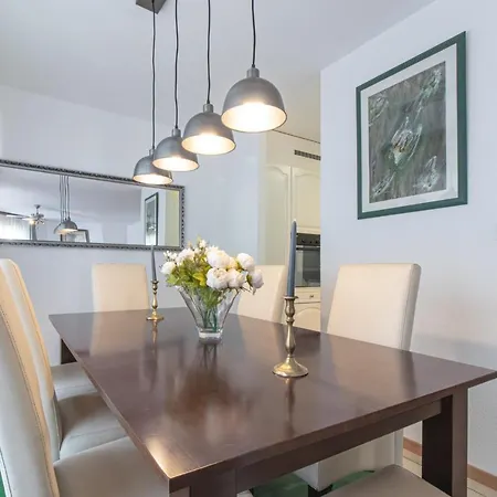 דירה Spacious And Stylish 3 Bedroom In